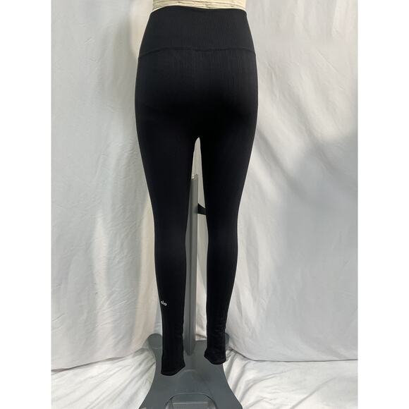 Alo Yoga Stretch Black Cable-Knit Leggings Size XS - Picture 3 of 4